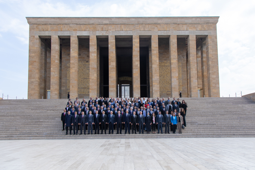 Sosyal Güvenlik Haftası Anıtkabir Ziyaretiyle Başladı