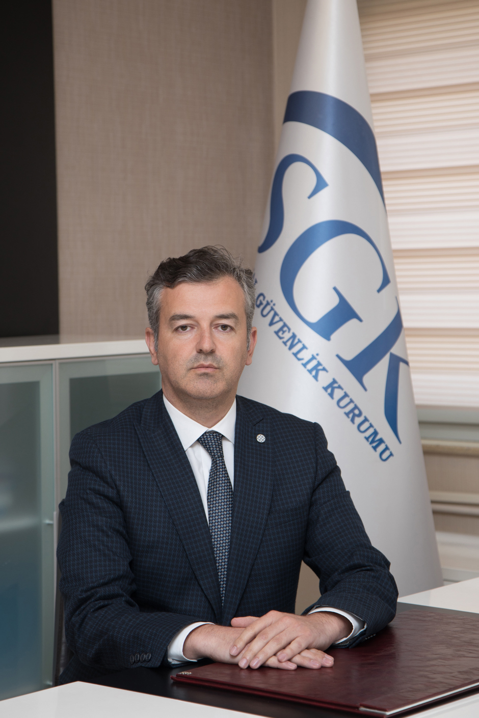 Uzm. Ecz. Erdoğan ÇAYIR